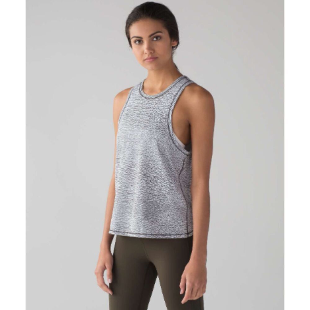LULULEMON Black White Pebbled Jacquard Squad Goals Workout Tank Top Size 6
